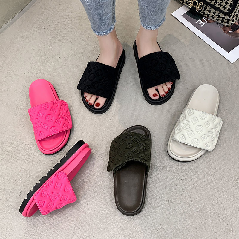 European Station Velcro Slippers Women's Summer Outwear New Thick Sole Girls' Slippers Anti slip Lazy Slippers