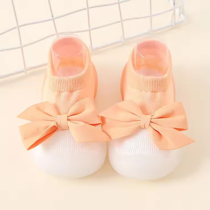 Bow shaped baby girl princess style indoor and outdoor anti slip and anti-collision baby walking shoes and socks