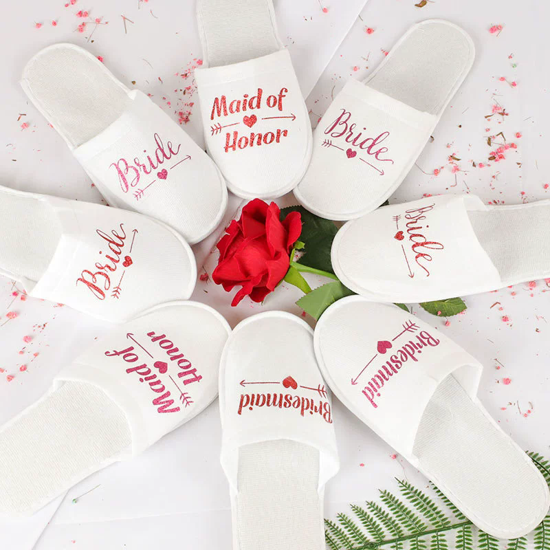 1 pair bride to be disposable soft slippers bride shower wedding decoration gift team bridesmaid party decoration hen party