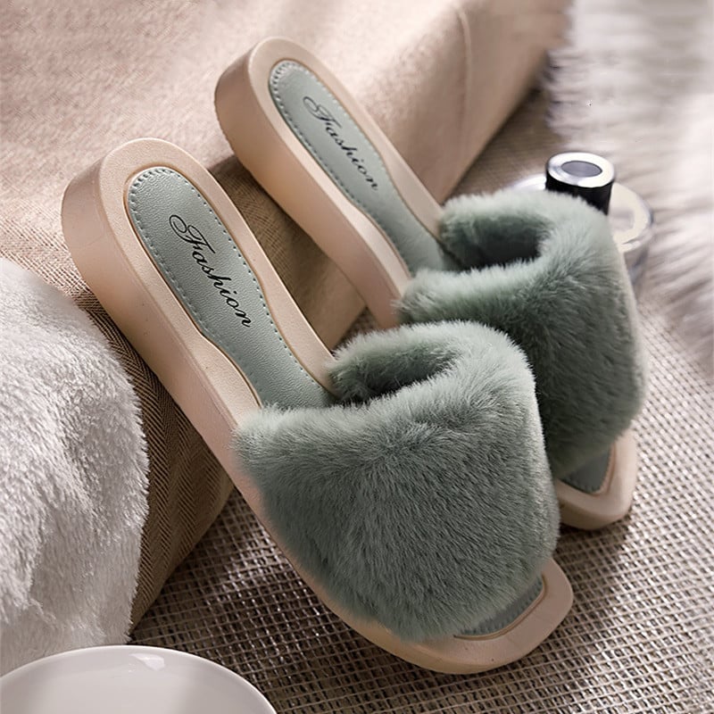 new style plush slippers winter women's home warm cotton slippers fashion outer wear one-word plush slippers