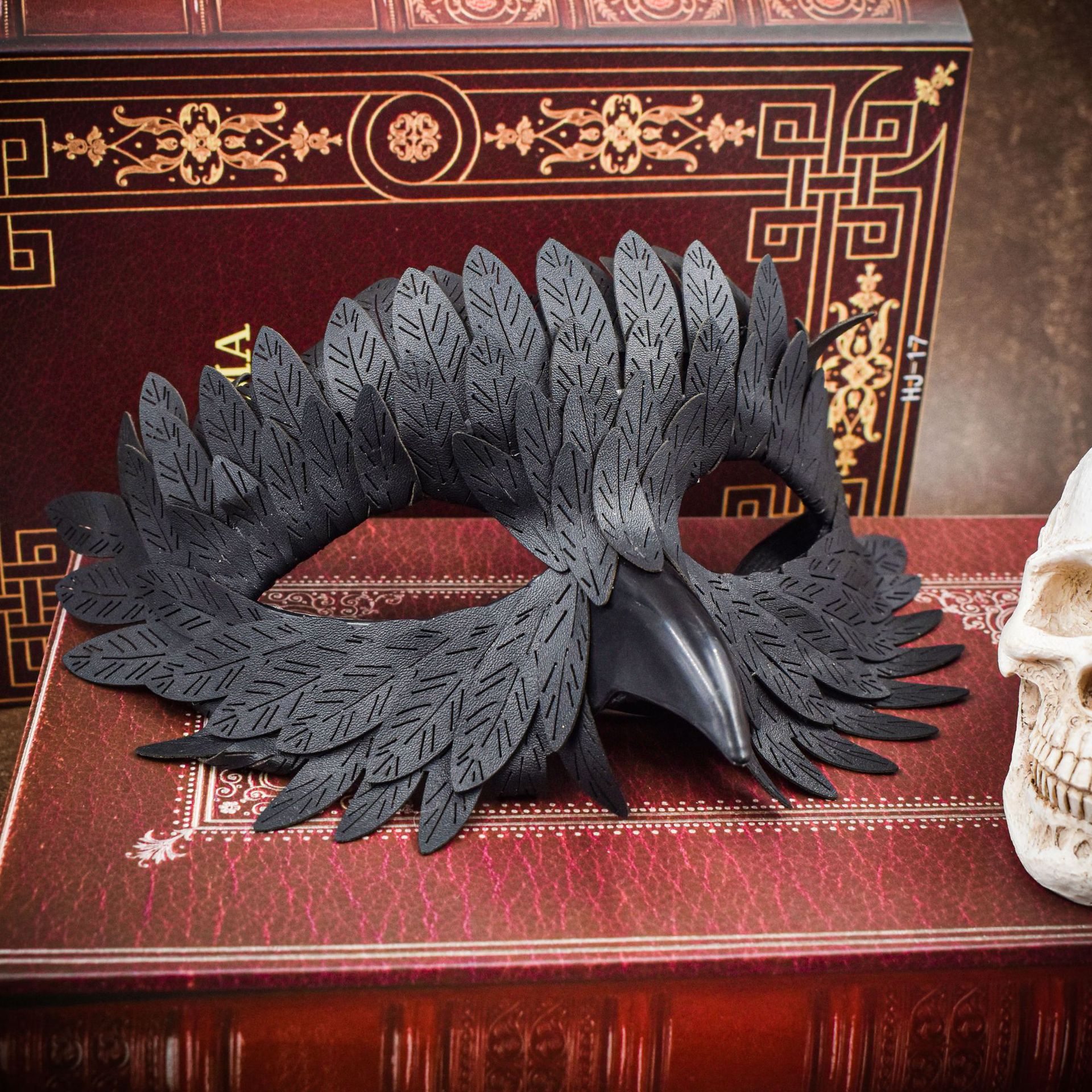 Bird Beak Eagle Mask Cosplay Owl Feather Half Face Animal Mask Masquerade Halloween Carnival Dress Up Party Costume Eye Mask