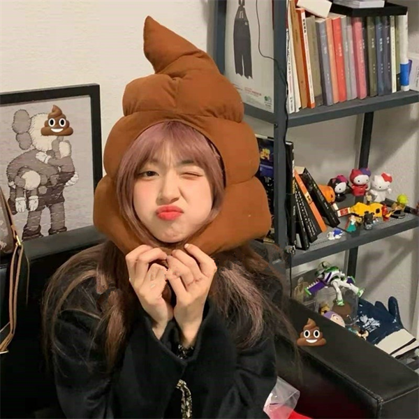 Funny Plush Hat Winter Warm Hat for Funny Cosplay Dress-up Windproof Headgear Photography Prop with Unique Shape Cosplay Hat