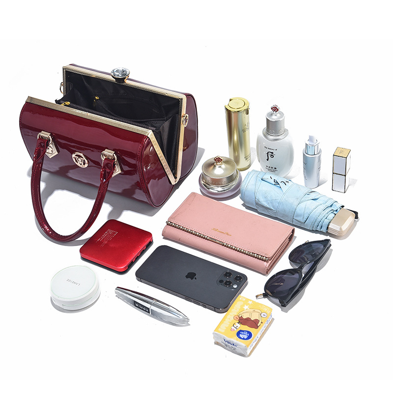 2026 New Fashion Bright Leather Handbag Large Capacity Women's Single Shoulder Crossbody Bag