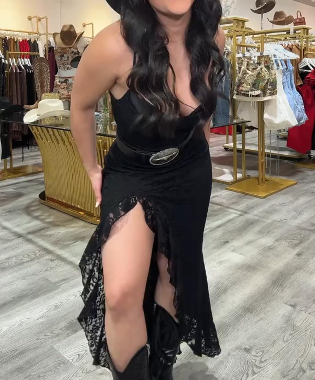 Free delivery of high-quality 2026 new summer women's clothing hot selling black suspender hem lace dress