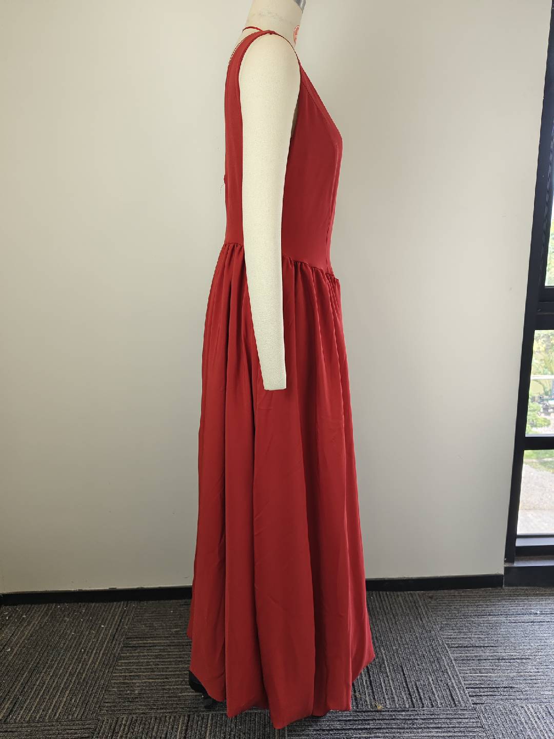 Women Fashion Solid Sleeveless Splicing Long Dress Female Sexy Backless Pleated Slim Dress White Red