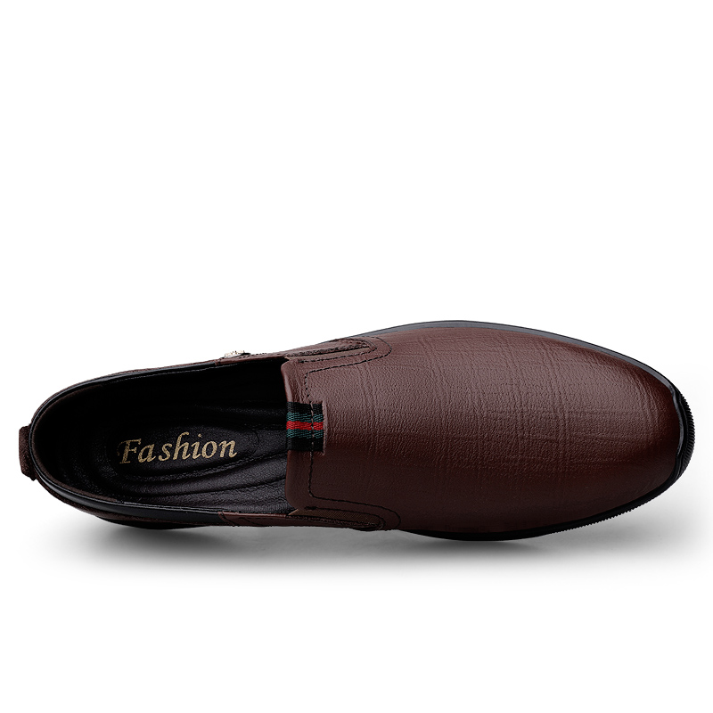 SocNoDn Men's Driving Shoes Slip On 2026 Spring Autumn Casual Leather Shoes Male Fashion Loafer Shoes Designer Shoes Soft