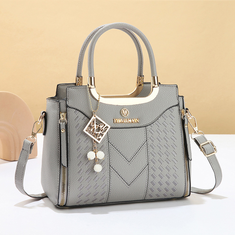 Versatile handbag, casual and fashionable, crossbody bag with simple texture and elegant style, single-shoulder bag bags