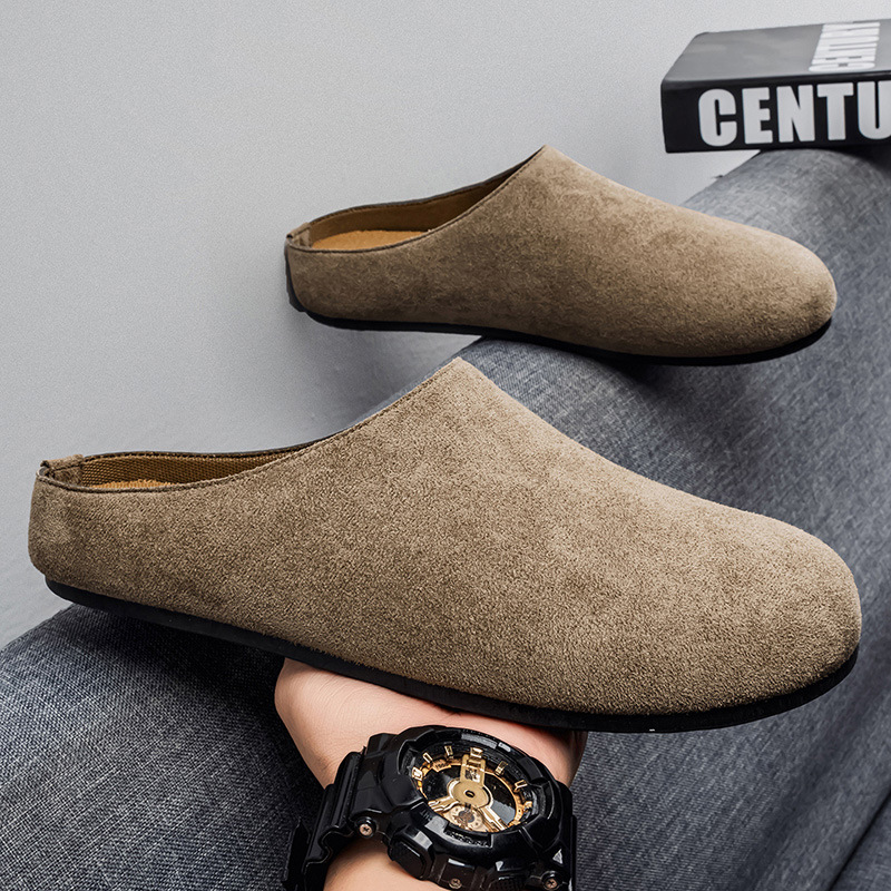 2026 New Fashion Men's Slippers New Retro Solid Color Flat Bottom Slingback Shoes Closed Toe Round Toe Suede Clogs Sandals