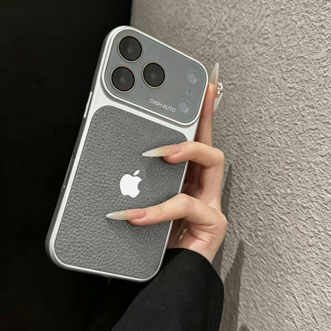 Fashion Minimalist iPhone 17 17 Pro 16 15 14 Phone Case iPhone 16promax 13 12 11 Protective Cover
