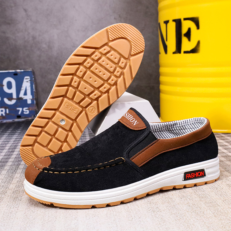 Fashionable Large Size Men's Canvas Shoes Slip-on Lazy Shoes Anti-slip Wear-resistant Casual Shoes with Beef Sole