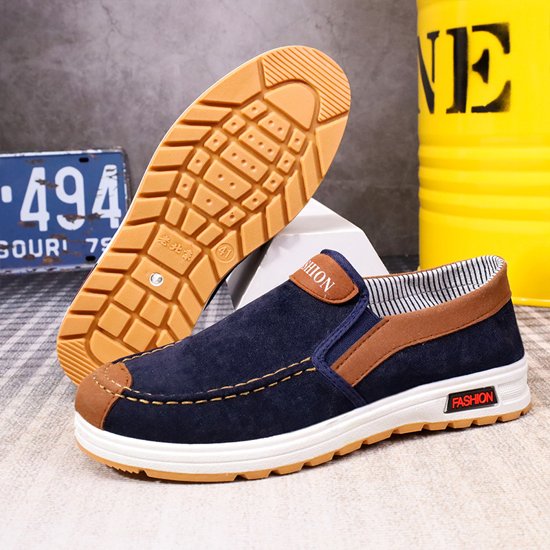 Fashionable Large Size Men's Canvas Shoes Slip-on Lazy Shoes Anti-slip Wear-resistant Casual Shoes with Beef Sole