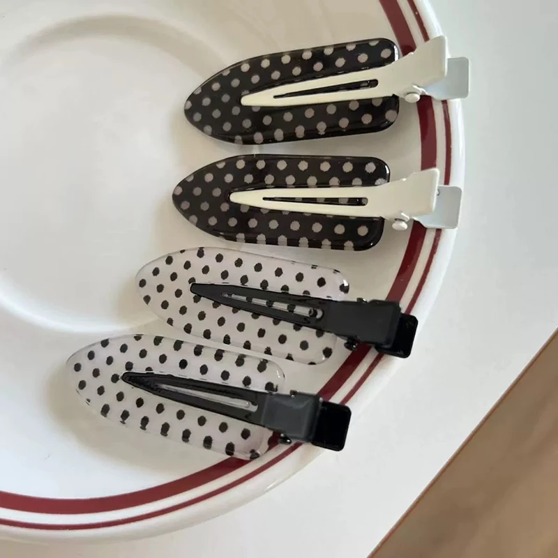 2pcs Black White Polka Dot Acrylic Hair Clips for Daily Wear Party Outfits Hair Styling Accessories