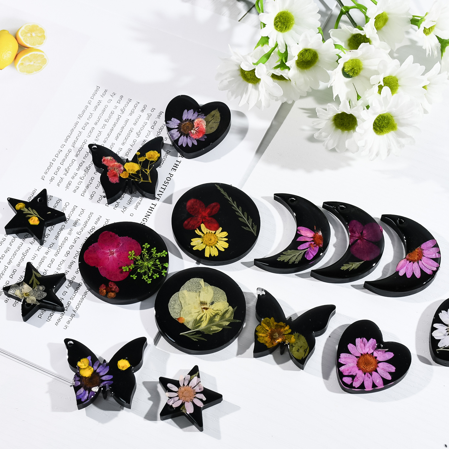 Mould New DIY Resin Casting Molds Butterfly Heart Moon Earrings Pendant Silicone Mold Christmas Keychain Accessories