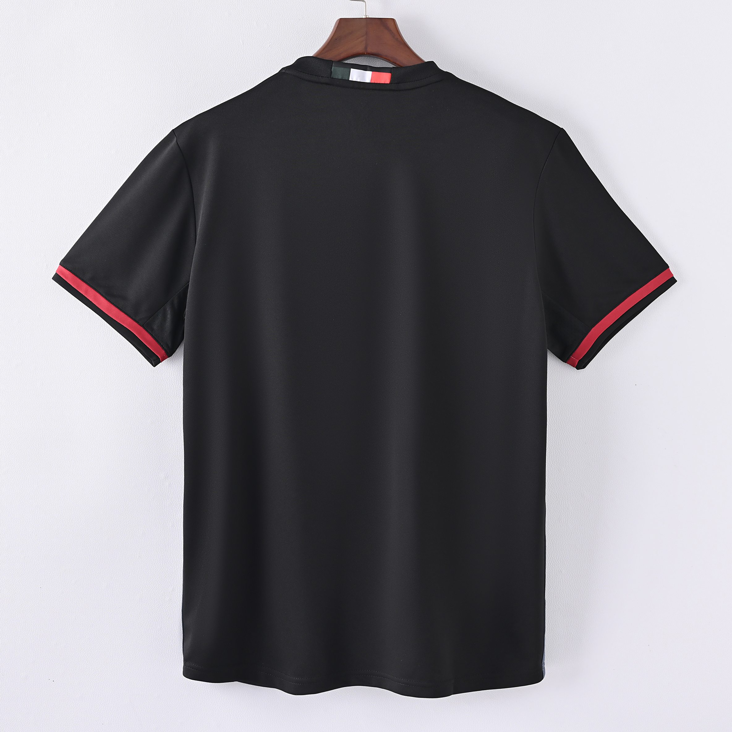 2016 2017 AC Milan Classic Home Football jersey 16 17 AC Milan Retro Soccer Shirt S-XXL