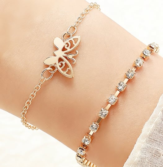 Affordable Luxury Premium Feel Ladies' oval dial bracelet watch Exquisite bracelet set