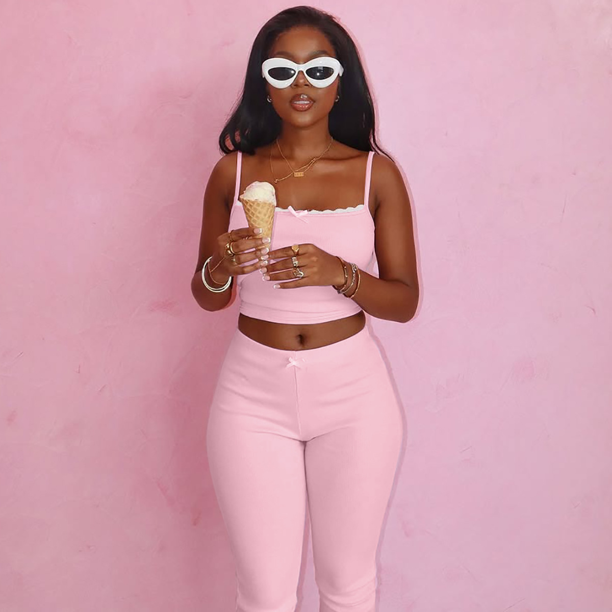 Casual 2 Pcs Sets Solid Patchwork Lace Bow Sexy Crop Camis Top Knee Length Pants Summer Women Outfits Streetwear Sport
