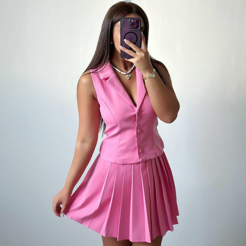 Free delivery of high-quality 2026 new summer women's clothing hot selling sleeveless vest skirt short two-piece set