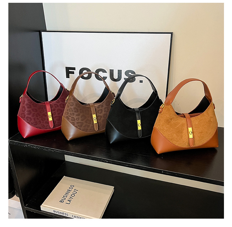 Advanced Women's handbag New Fashionable Crossbody Bag Frosted Retro Popular hand-held dumpling Bag