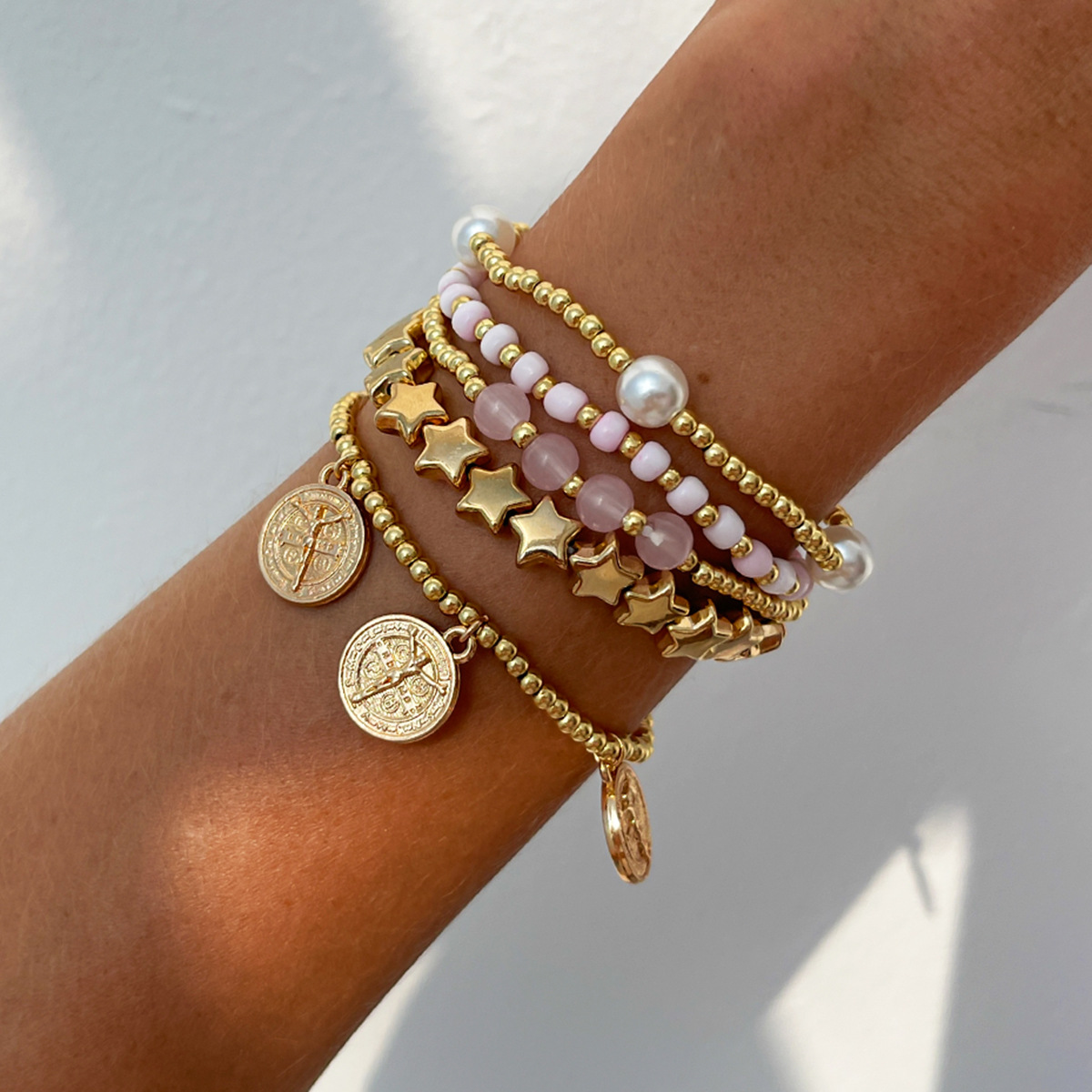 New products Europe and America Ladies Bohemian Pentagram Bead Elastic Bracelet Fashion Metal Imitation Pearl Bracelet