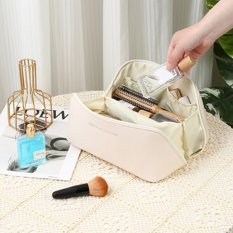Portable Travel Cosmetics Storage Bag Large-Capacity Makeup Bag Waterproof Beauty And Skincare Beauty Pillow Toiletries Handbag