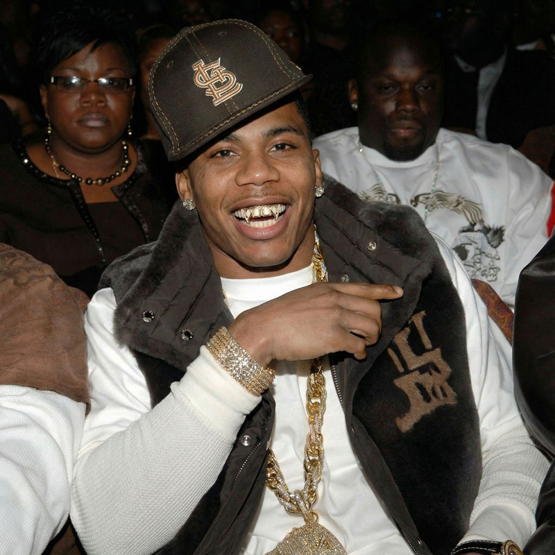 2Pcs Hip-Hop Fashion Hollow Teeth Accessory - Unisex Halloween Party Gift for Hip-Hop Style Enthusiasts,Costume Jewelry