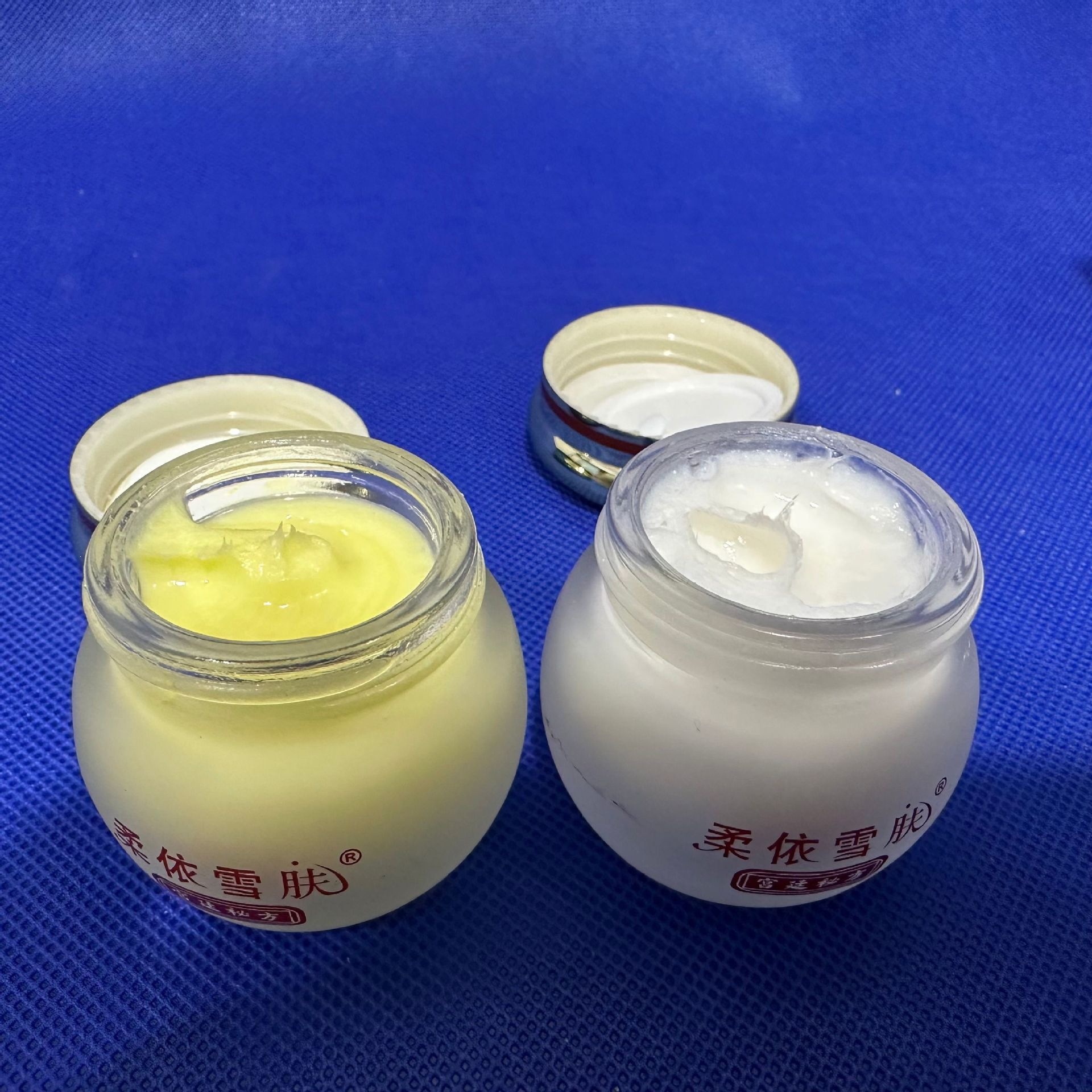 Rouyi Xuefu classic rejuvenation freckle removing two-in-one cosmetic set