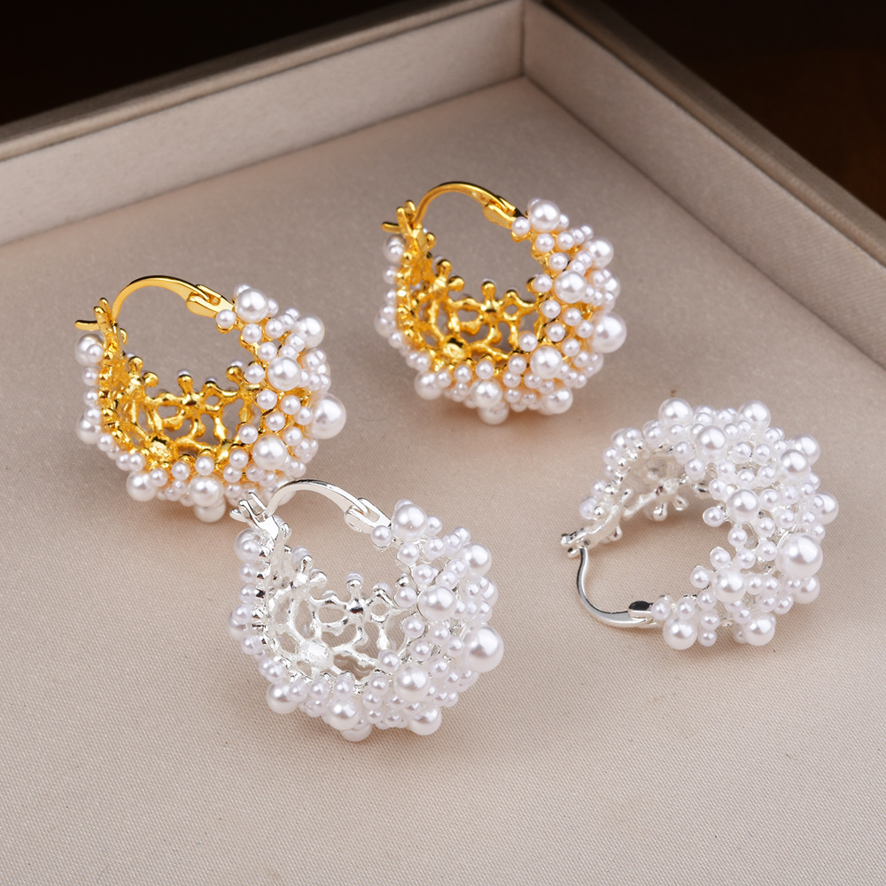 Vintage style Ear Buckle Pearl Earrings Sweet and Luxurious 18k Gold Plated Earrings