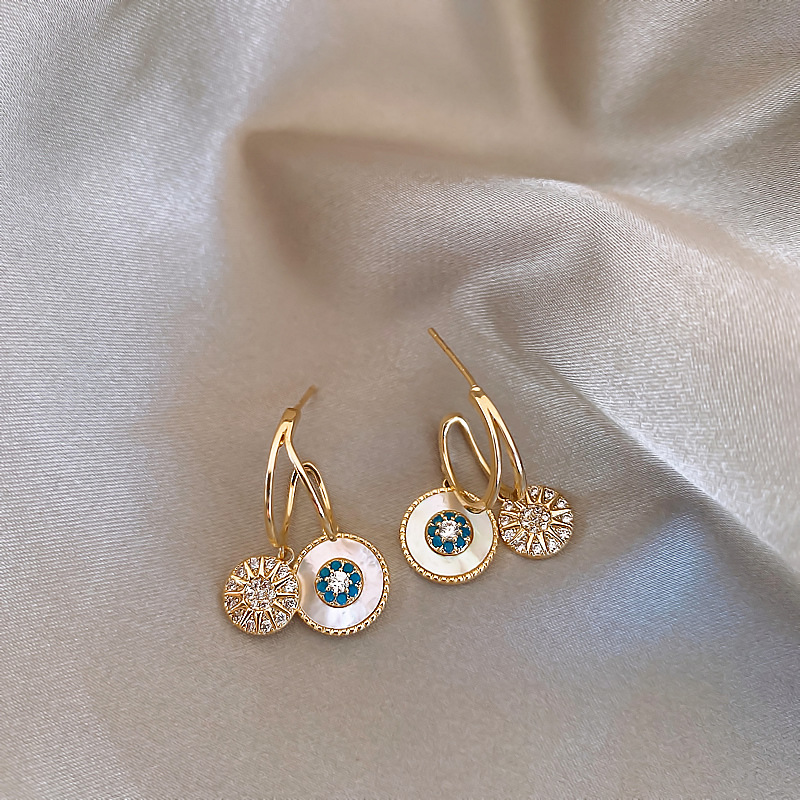 European and American Women's zircon earrings Light luxury earrings Korean style fashionable antique earrings