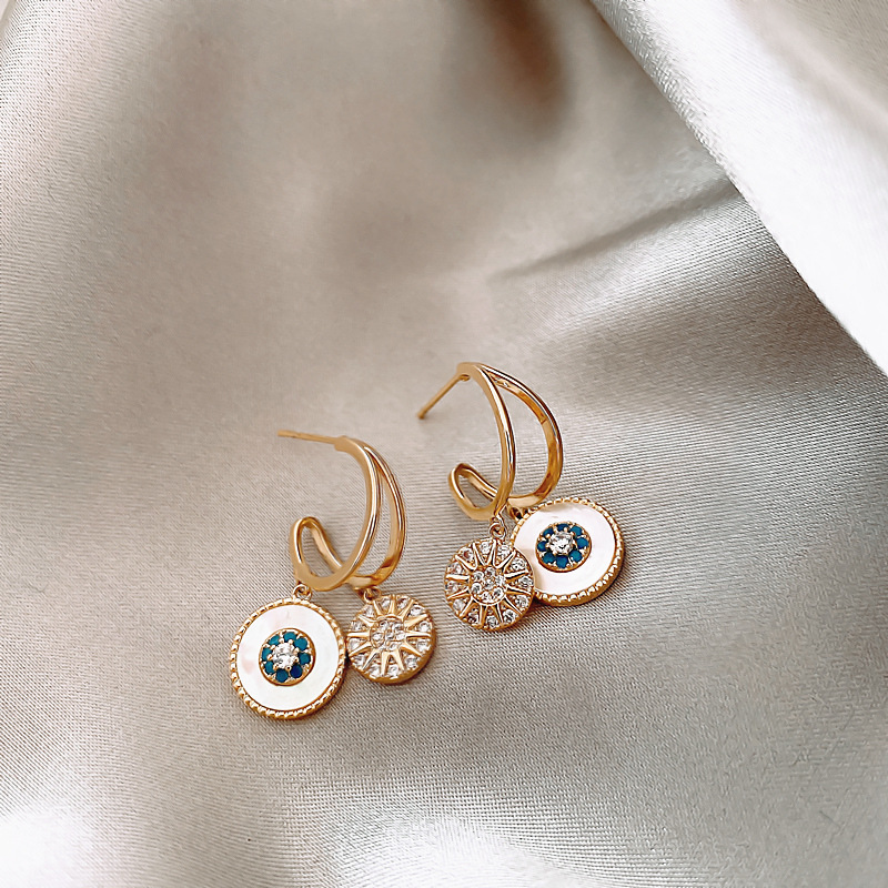 European and American Women's zircon earrings Light luxury earrings Korean style fashionable antique earrings