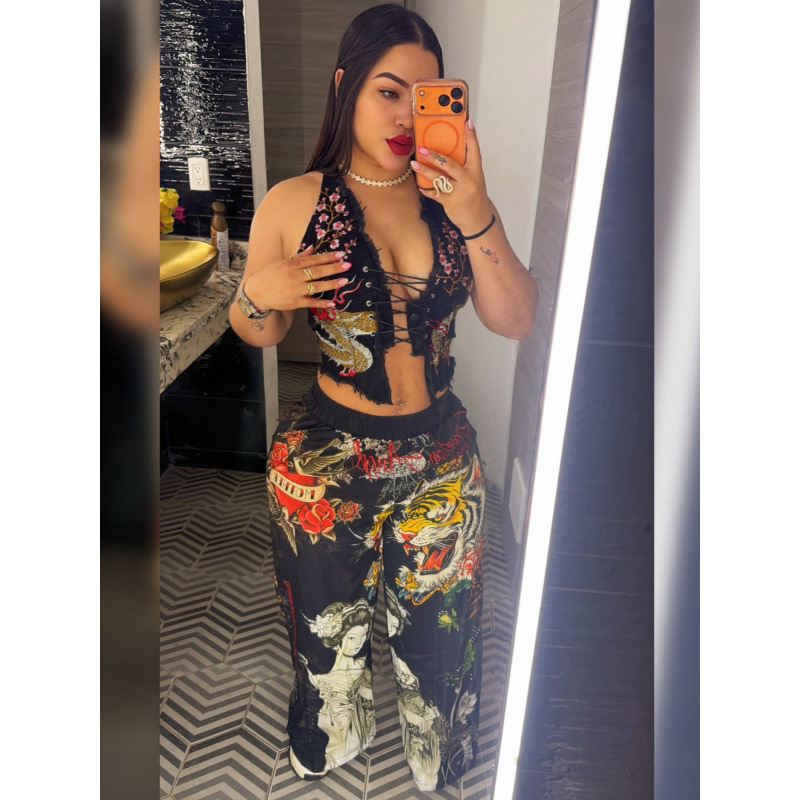 Free delivery of high-quality 2026 new summer women's clothing hot selling strap hanging neck top+wide leg pants two-piece set