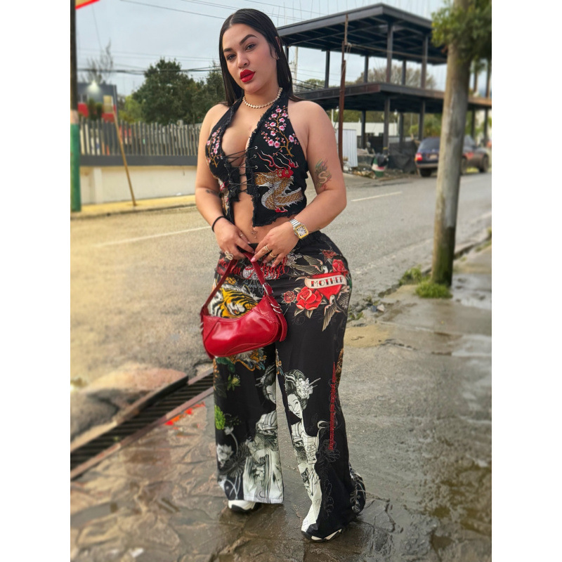 Free delivery of high-quality 2026 new summer women's clothing hot selling strap hanging neck top+wide leg pants two-piece set