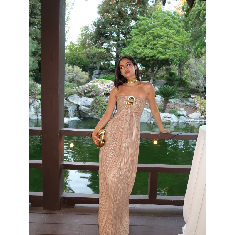 Free delivery of high-quality 2026 new summer women's clothing hot selling party pleated strapless dress