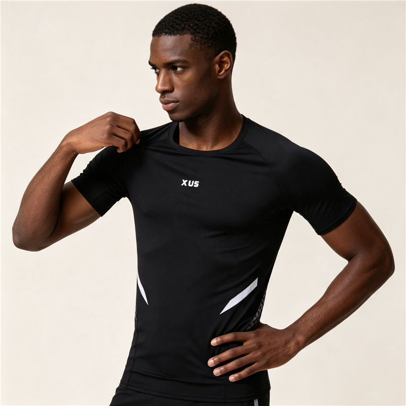 Men Sports T-Shirts Quick Dry Short Sleeve Gym Fitness Running Shirts Size S-3XL Loose Fit Breathable Comfortable Summer