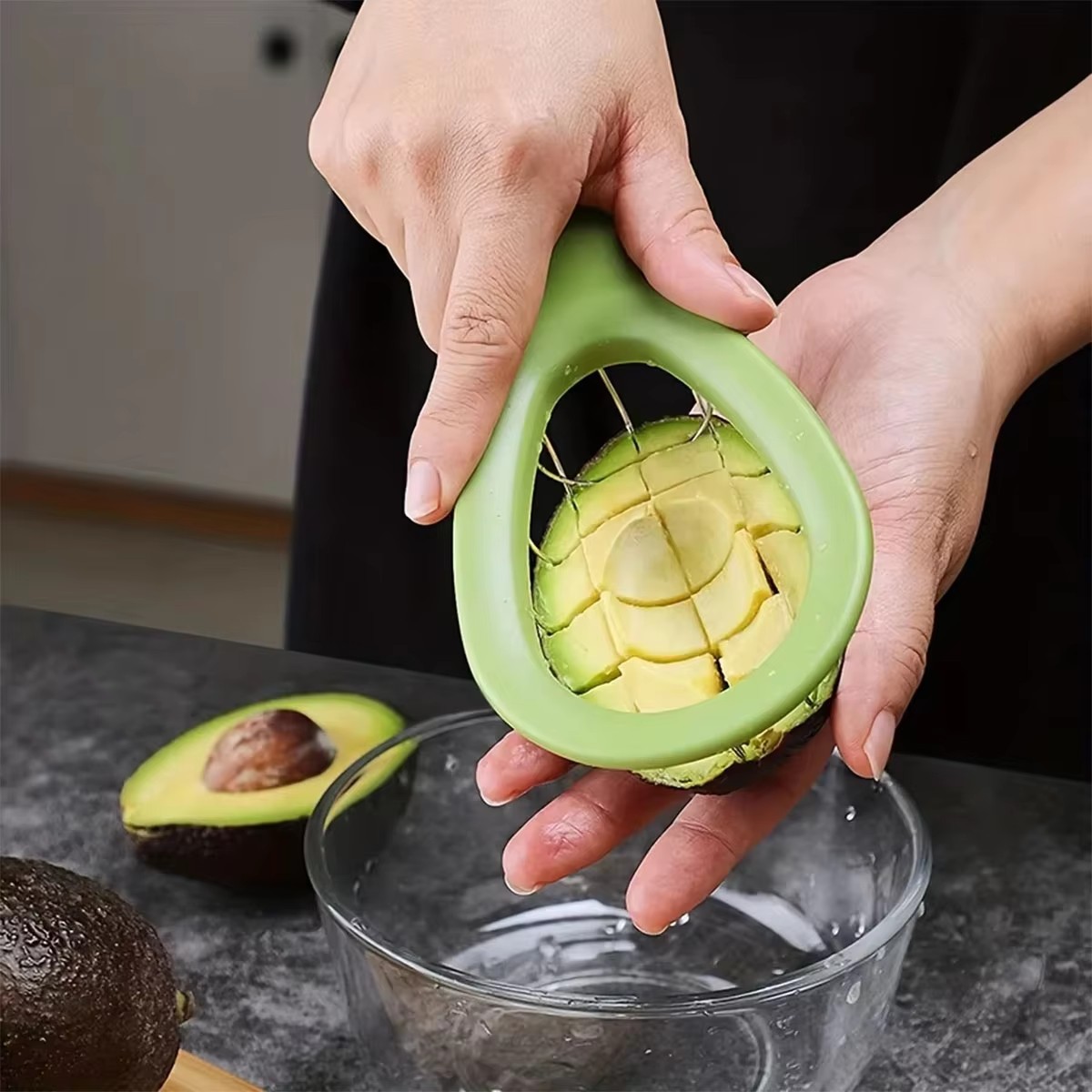 1PC Avocado slicer and corer Kiwi cutting Multi functional avocado knife Creative Avocado Slices kitchen gadgets
