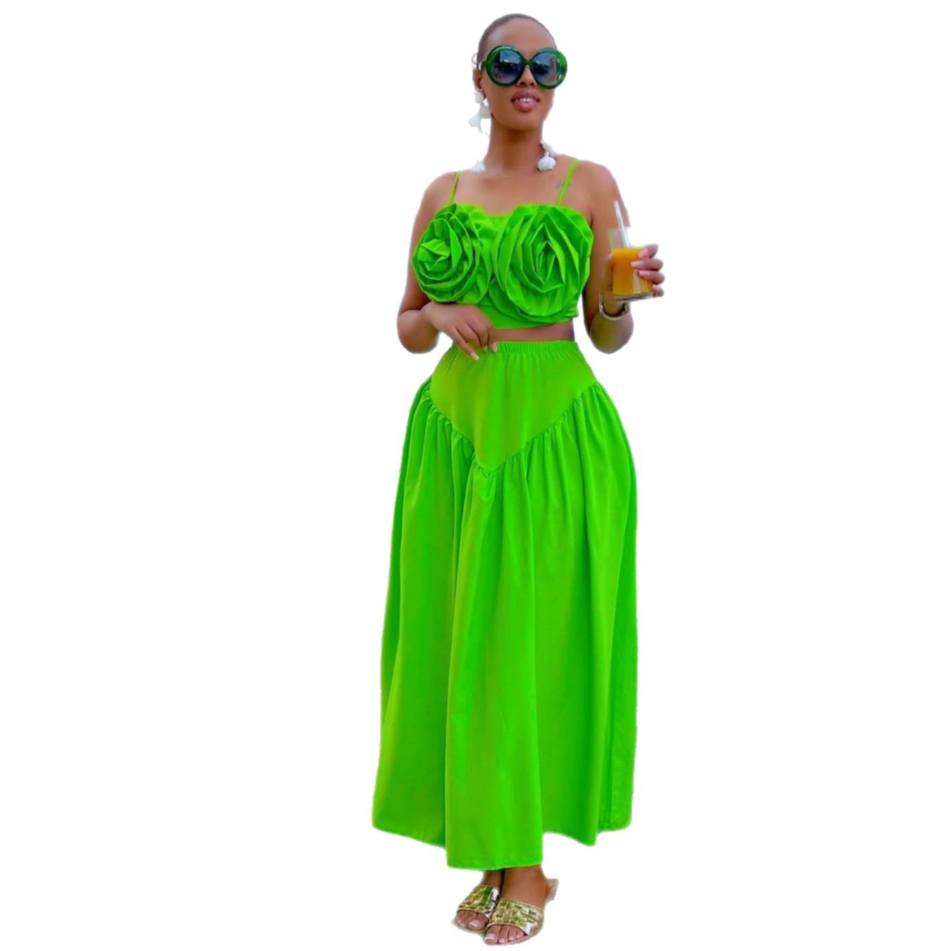 Free delivery of high-quality 2026 new summer women's clothing hot selling suspender strapless top, half body long skirt set