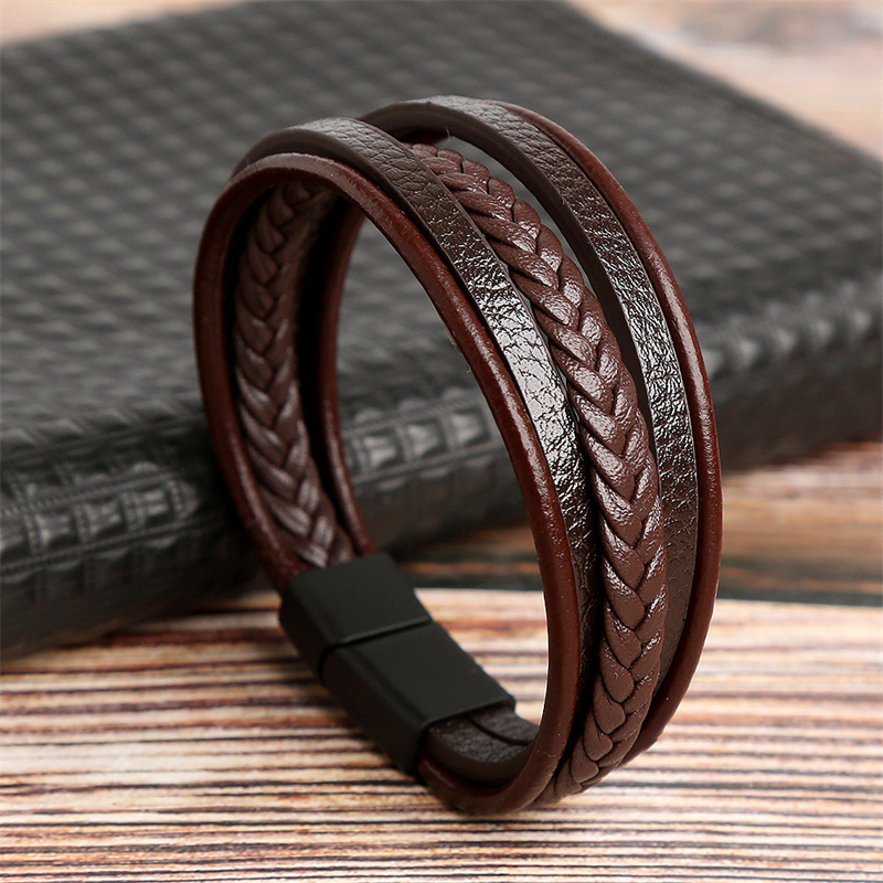 Fashion leather men's bracelet Classic hand woven magnetic button multi-layer leather bracelet Men's jewelry gift