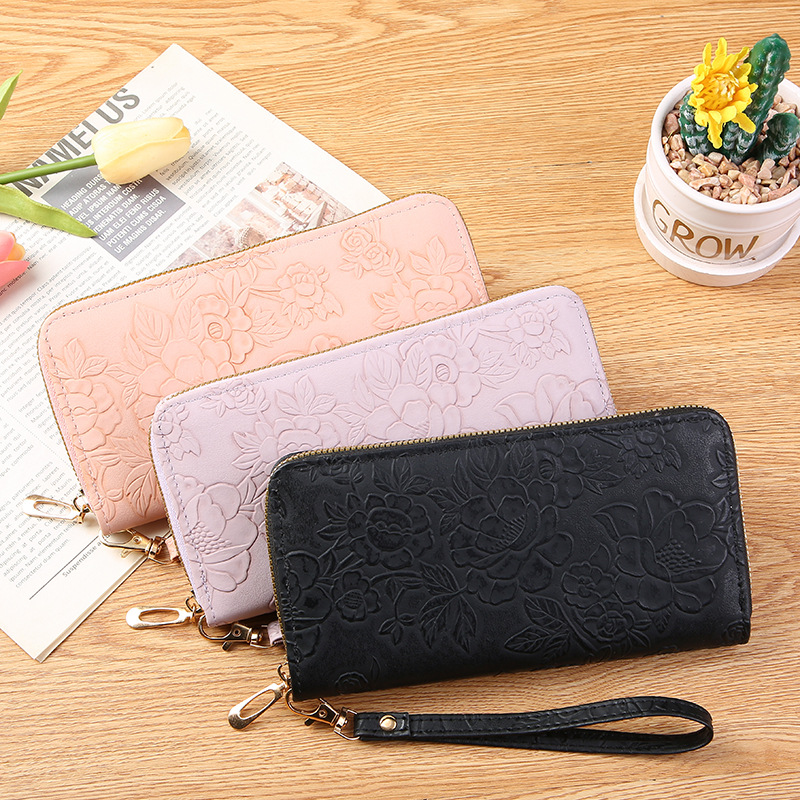 Women's new fashion trend long zipper handbag with enlarged phone bag embossed design  simple and versatile women's wallet