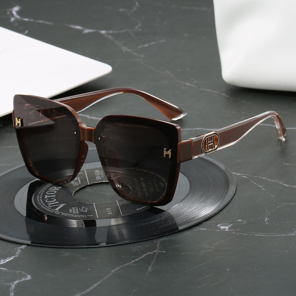 Sunshield Women's Sunglasses, Driving Sunglasses, Trendy Men's Sunglasses, Sun Glasses for Men