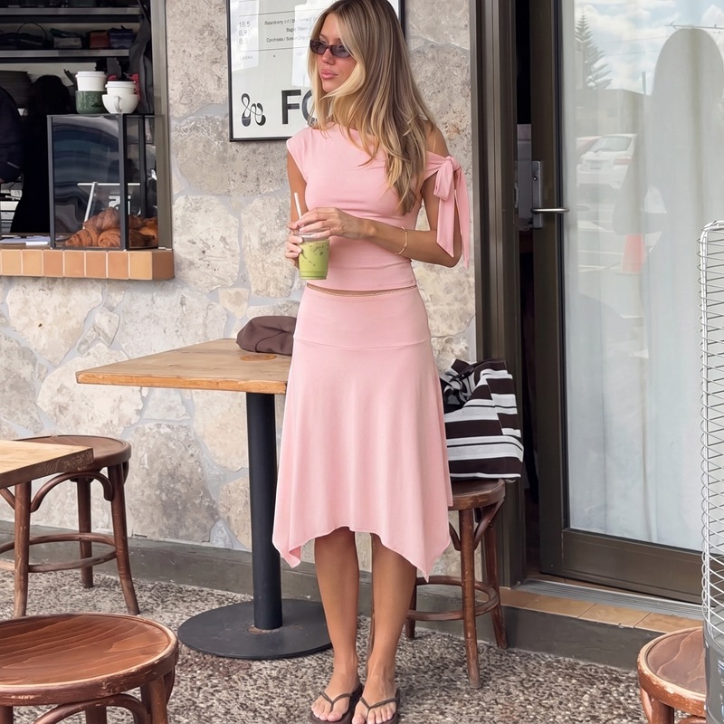 Free delivery of high-quality 2026 new summer women's clothing hot selling collar, lace up short sleeved top, skirt