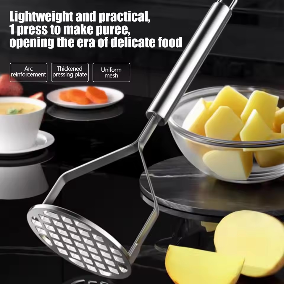 Mash Potatoes Masher Manual Stainless Steel Food Masher Heavy-Duty Mashing Utensil Kitchen Gadget Manual Potatoes Ricer for Bean