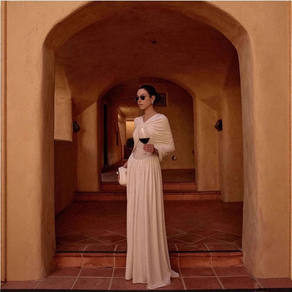 Free delivery of high-quality 2026 new summer women's clothing hot selling shawl style V-neck high waisted long dress