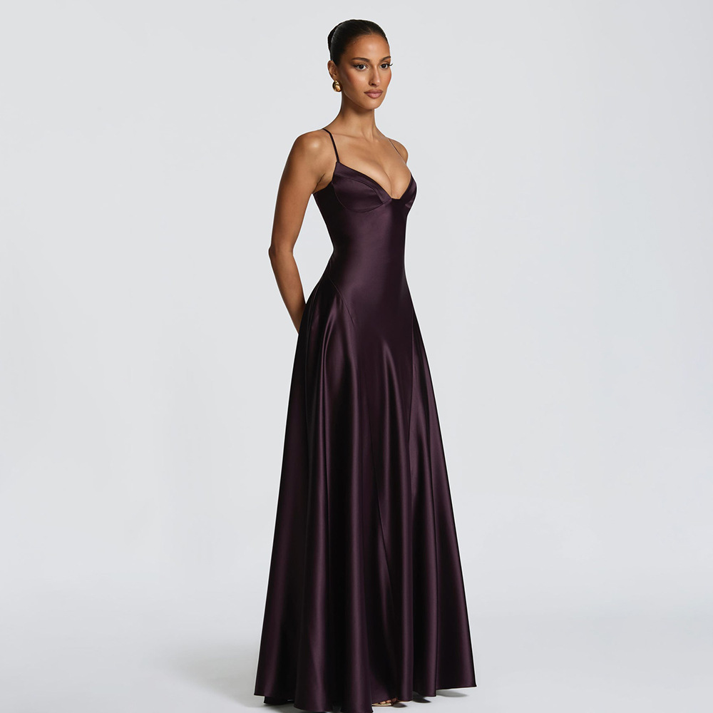 Free delivery of high-quality 2026 new summer women's clothing hot selling sexy strapless waist cinching suspender dress