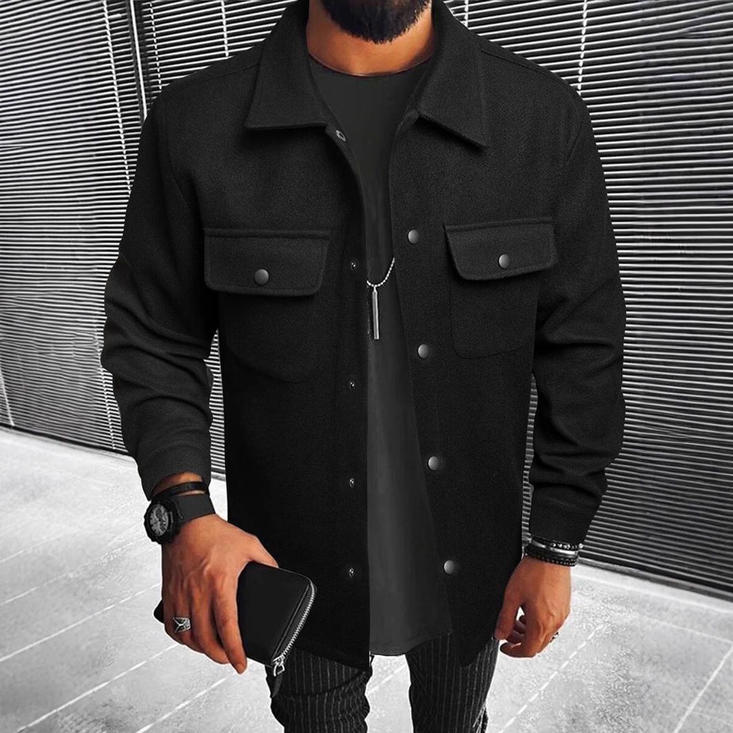 In autumn, the new men's long-sleeved coat with lapel pocket and front placket is suitable for leisure commuting business wear.