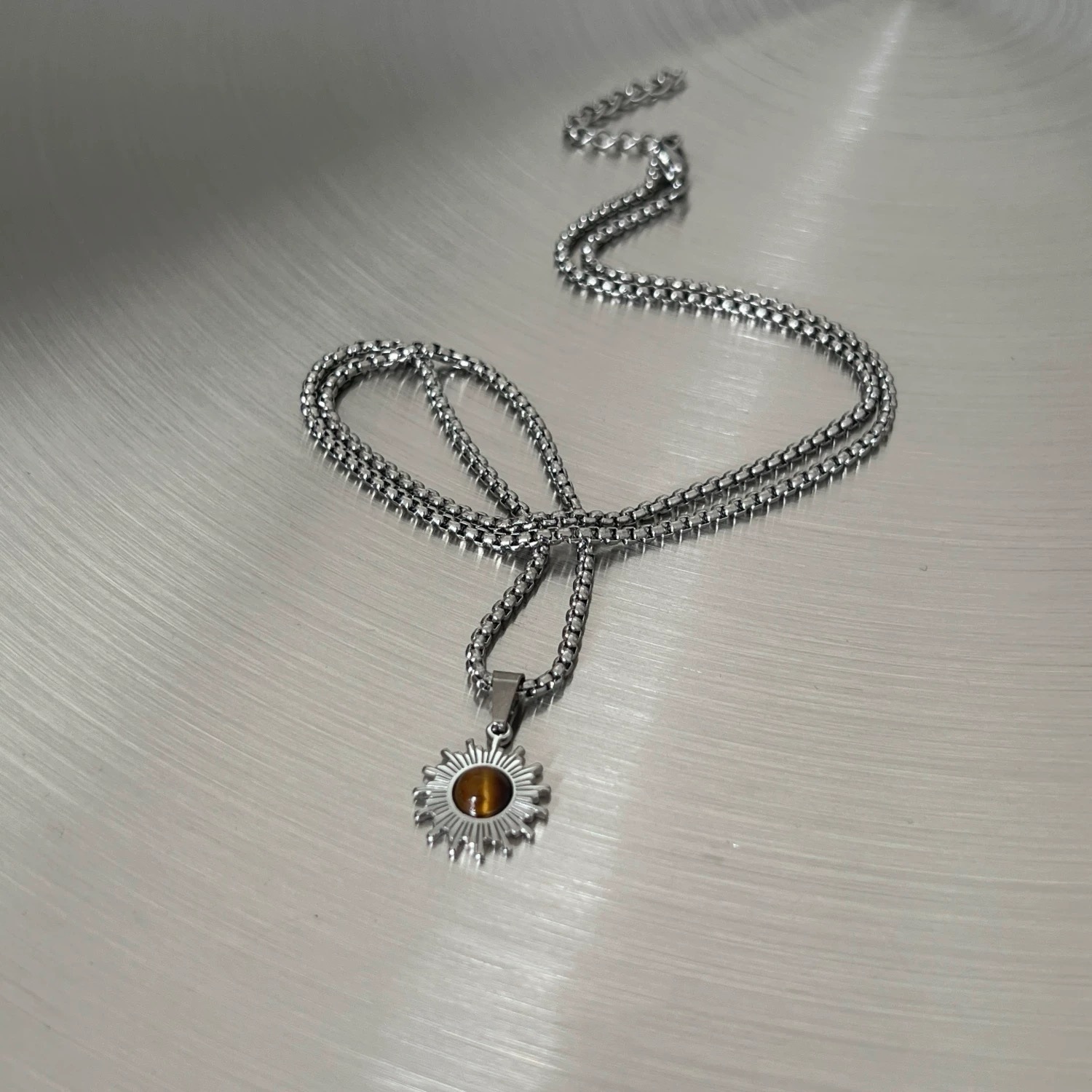 Retro Sunflower Tiger Eye Stone Pendant Necklace for Men's Trendy Simple Chain Hip Hop Versatile Design Sweater Chain