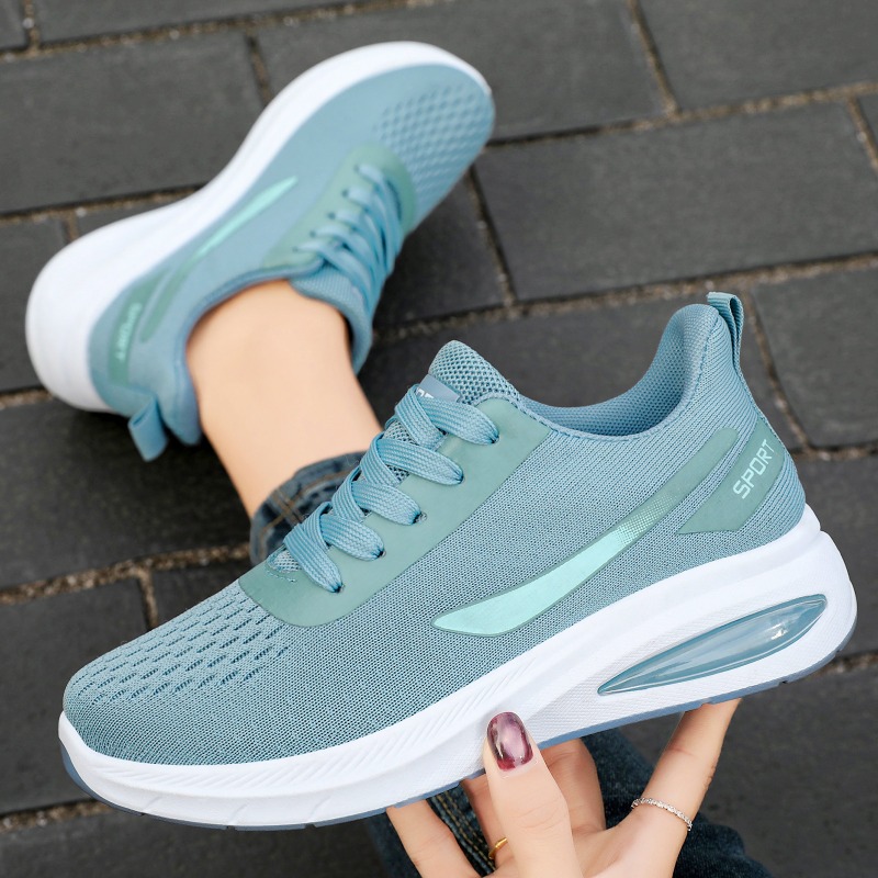 Lightweight plus size sports shoes casual fly woven breathable travel shoes soft soled air cushioned shoes