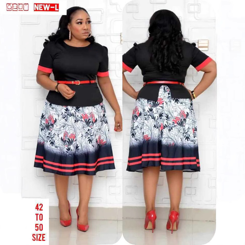 Women's new short-sleeved dress mom's printed round neck full skirt dress
