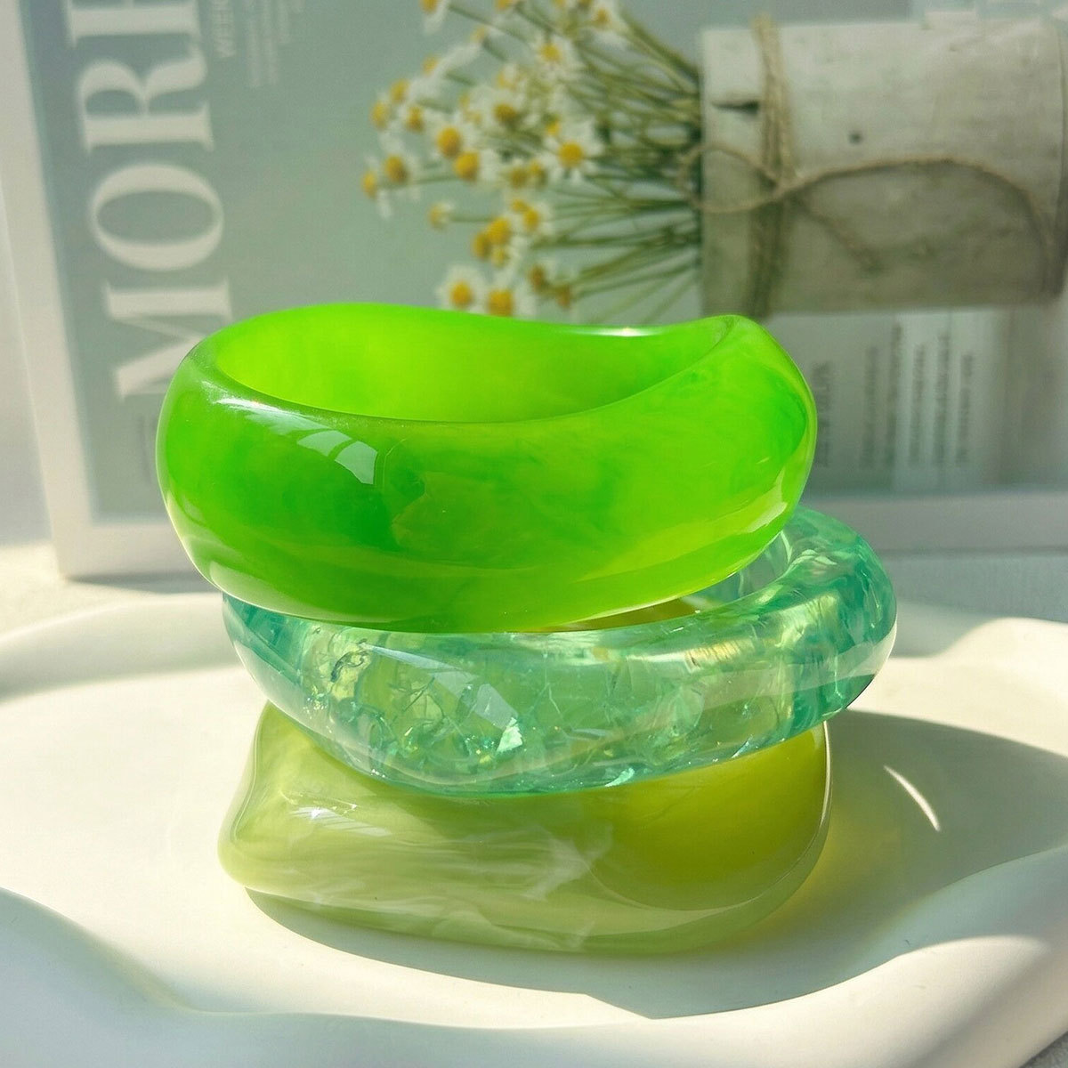 3-piece set of European and American dyed resin bracelets for women's curved irregular geometric bracelets