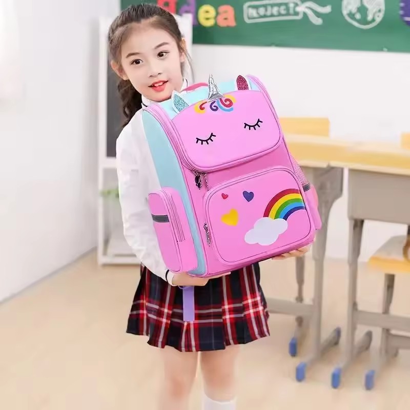 New elementary school students schoolbag shoulders backpack 6-12 years old one, two, three, four, five, six grades waterproof le