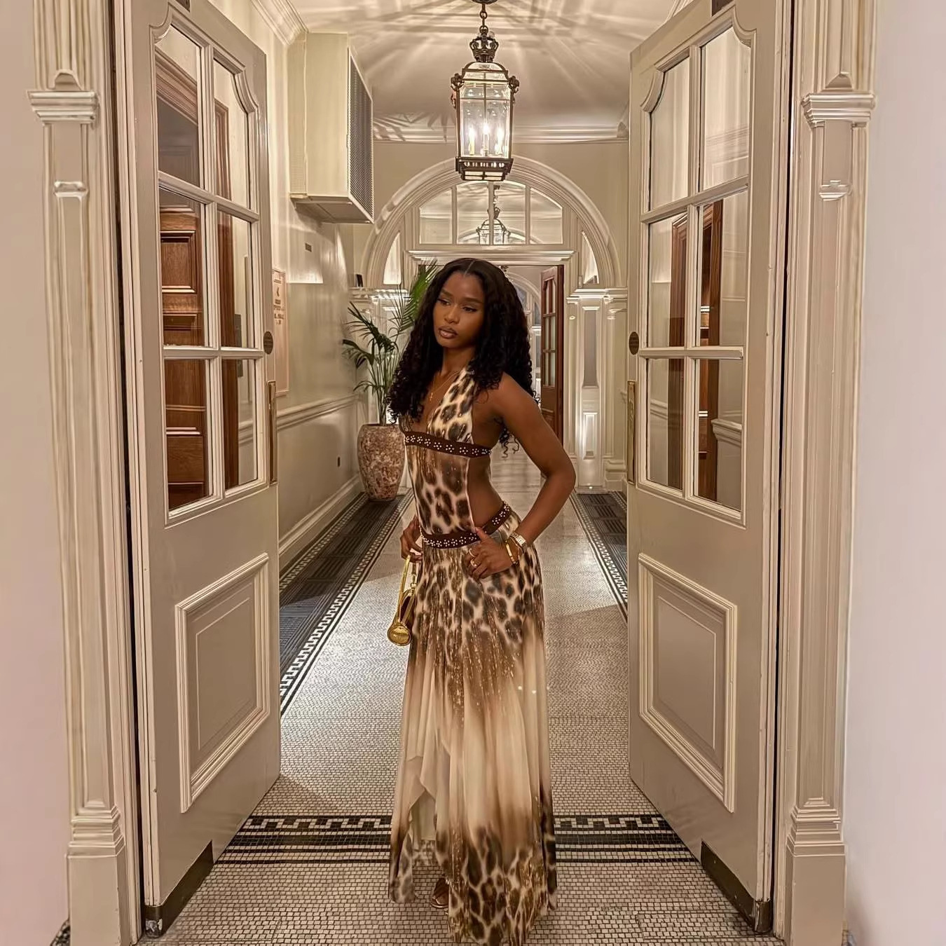Free delivery of high-quality 2026 new summer women's clothing hot selling leopard print hanging neck backless long skirt