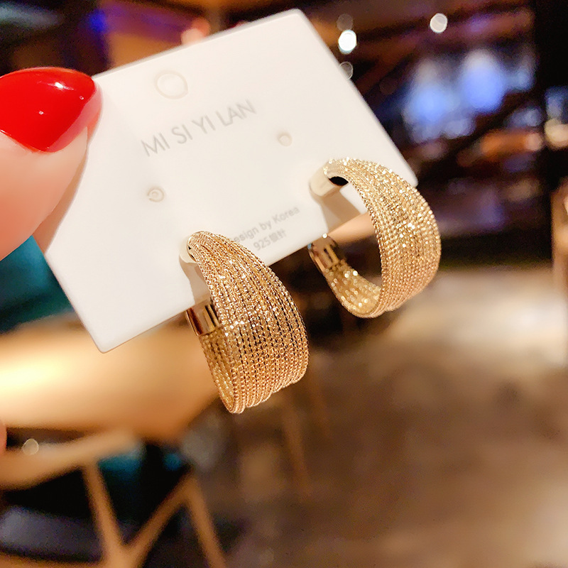 Women's S925 Silver Stud Earrings with Metallic Ring Design, Trendy and Unique, Light Luxury Style